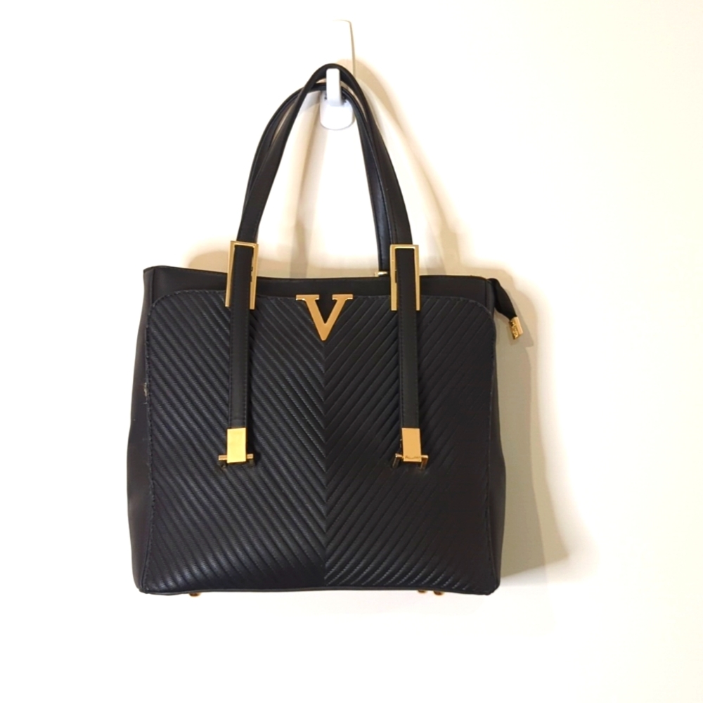 Black Purse